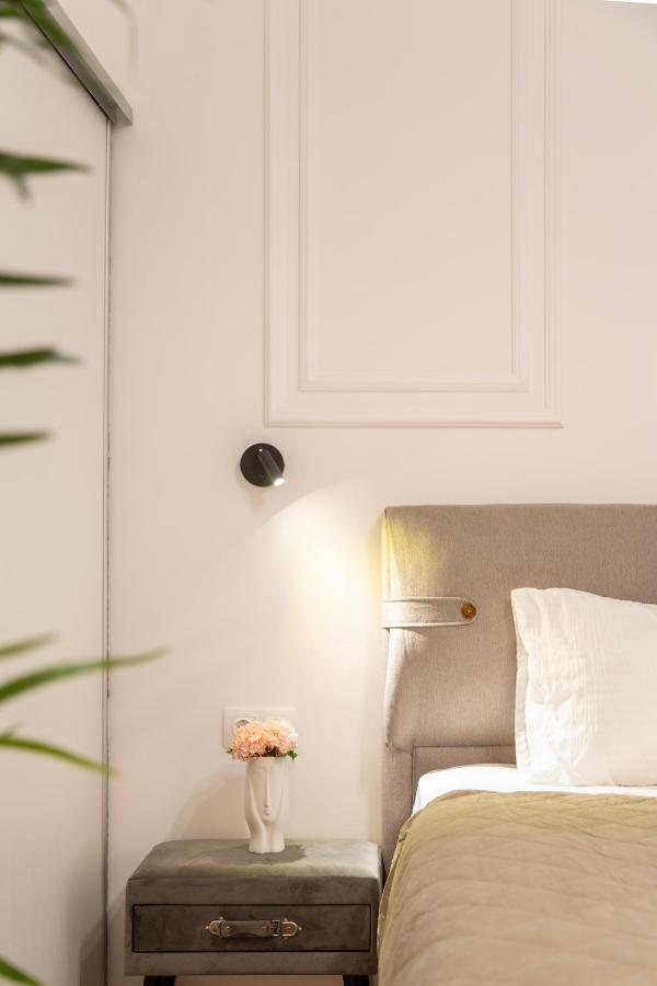 Glamorous Modern Apartment In The Hearth Of Βουδαπέστη Εξωτερικό φωτογραφία